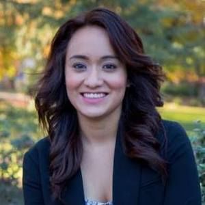 Meet your Posher, Gloria